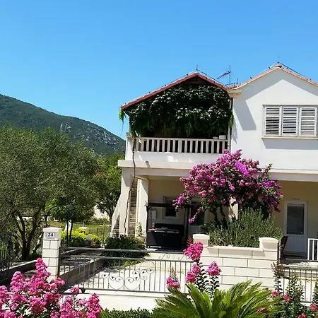 Apartman Marita Ston