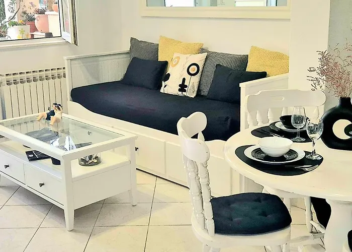 شقة Marita ستون