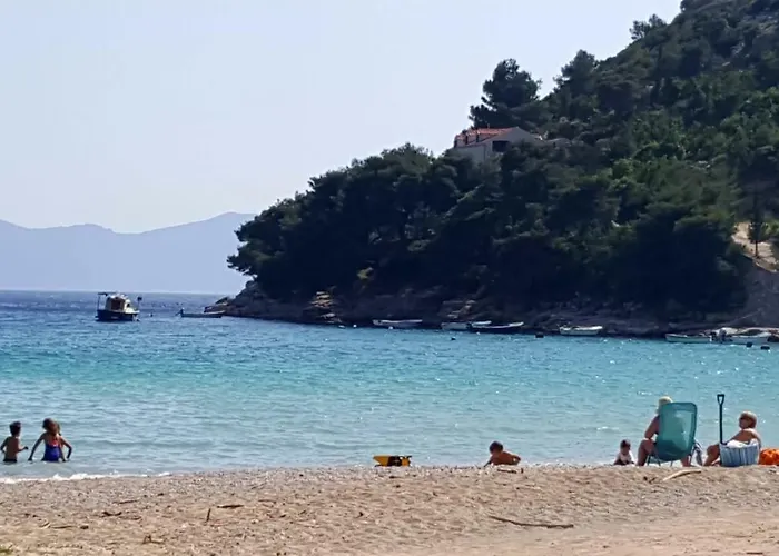 شقة Marita ستون